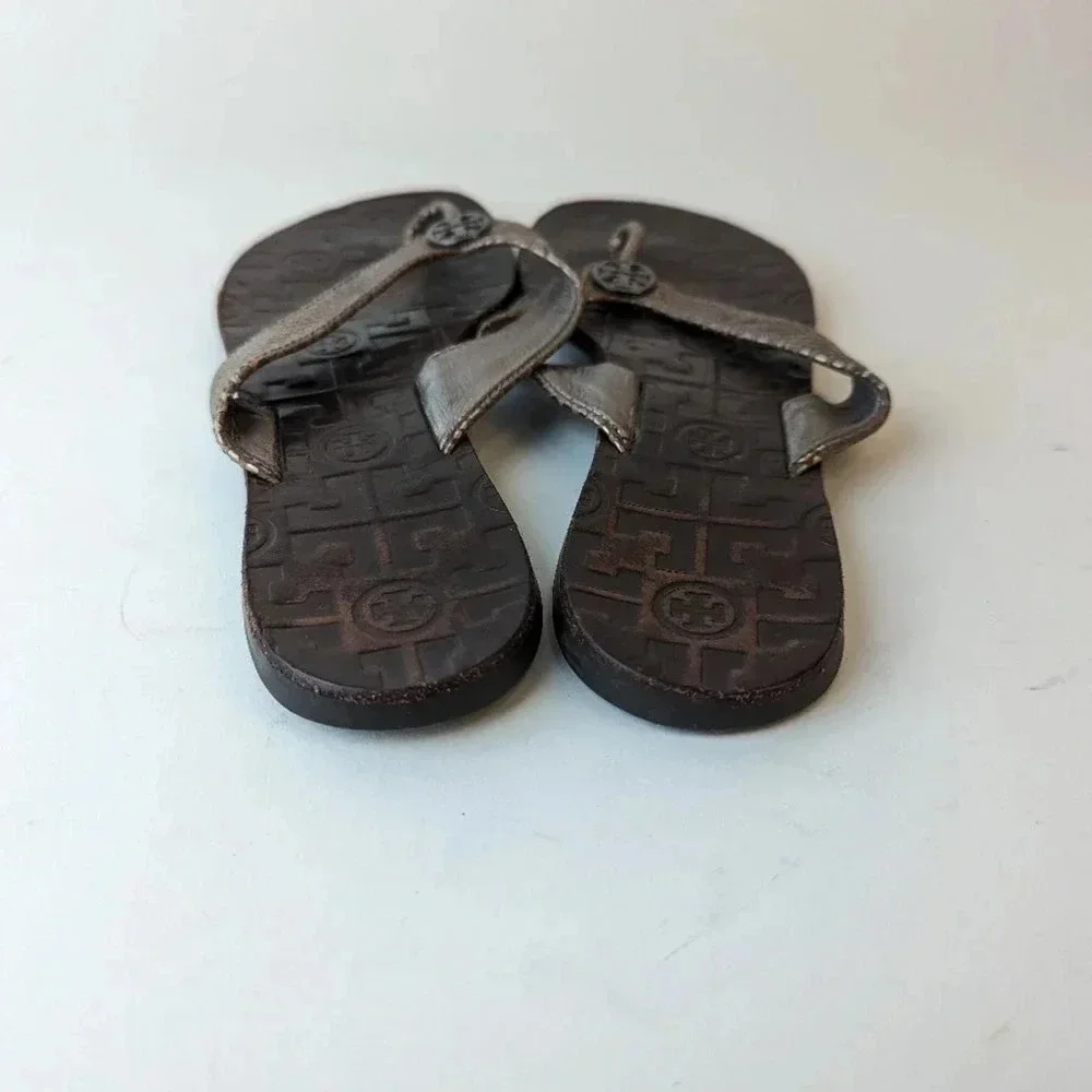 Tory Burch Thora Metallic Snakeskin Leather Flip Flops / 9